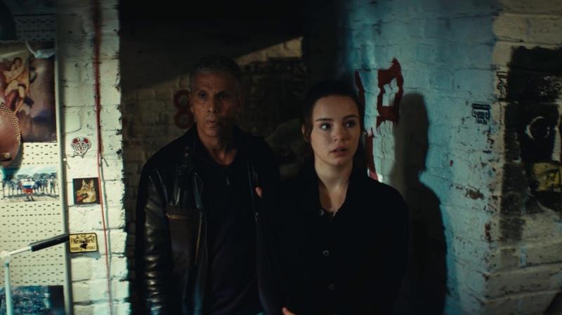 «Тут нельзя думать как коп»: Русский трейлер фильма «Стервятники»