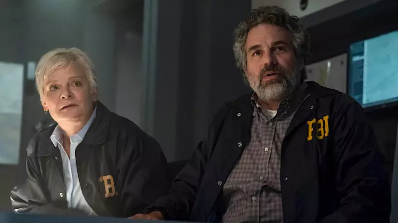 «Задание» с Марком Руффало продлили на второй сезон