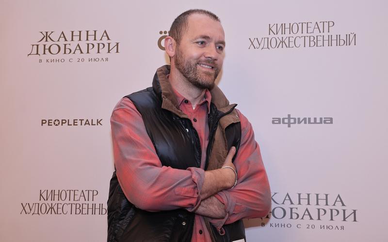 Не только майор: 11 неожиданных ролей Дениса Шведова