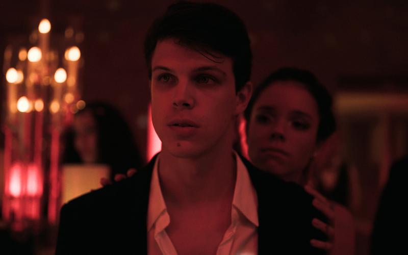 Первая любовь, недетские тайны и даже дуэли: 10 фильмов и сериалов, похожих на сериал «Цикады»