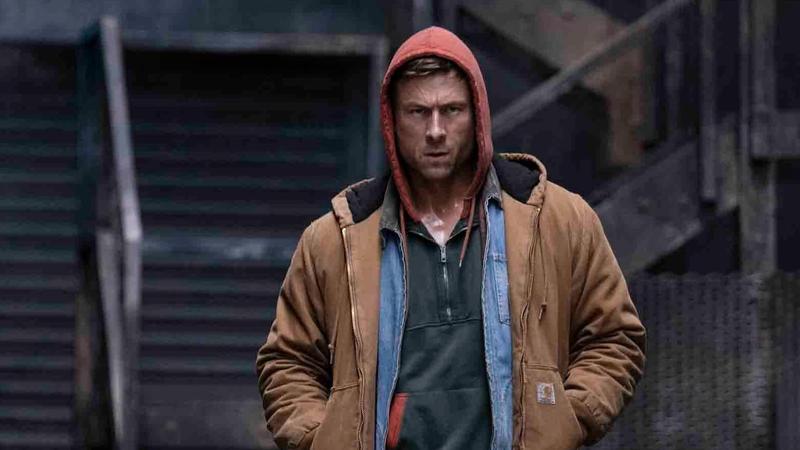 «Бегущий человек» выйдет в онлайне 16 декабря