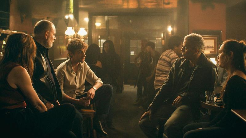 Расписание спецпоказов детектива «Стервятники»