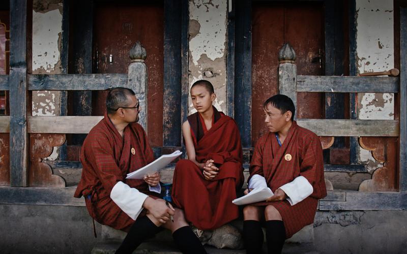 Революция в ДР Конго, счастье в Бутане и отшельничество в Шотландии: Лучшие документальные фильмы 2024 года