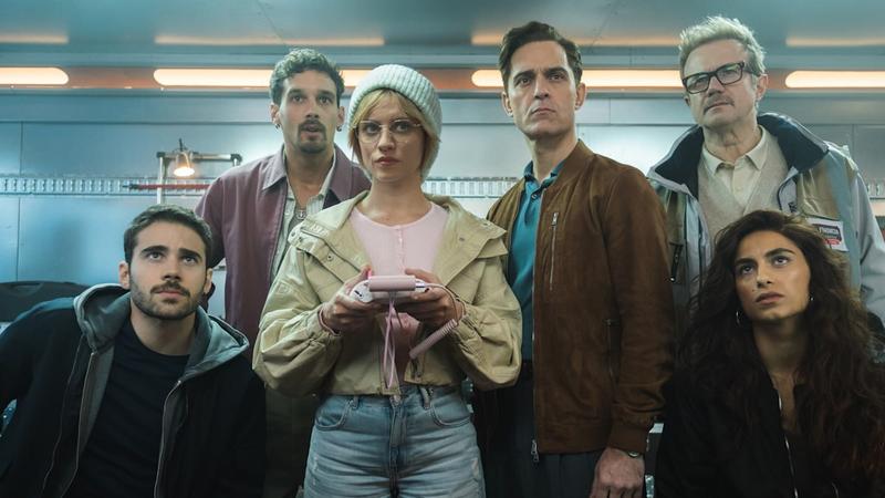 Тизер второго сезона сериала «Берлин», спин-оффа «Бумажного дома»: Охота за «Дамой с горностаем»