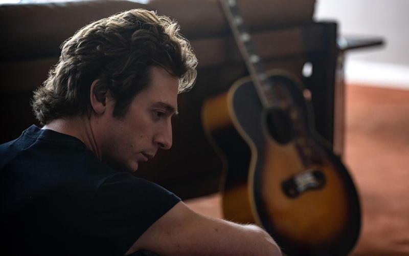 «Спрингстин. Избавь меня от небытия» с Джереми Алленом Уайтом: Снова маленький