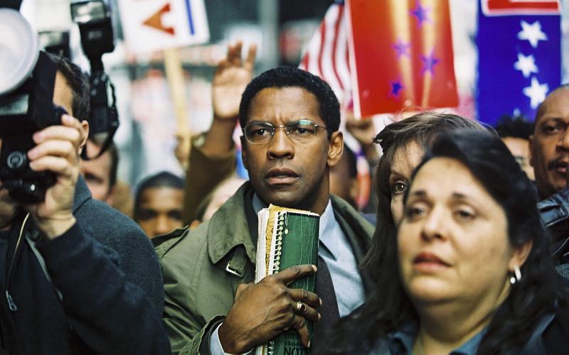 Рассекреченные материалы: 10 фильмов про теории заговора