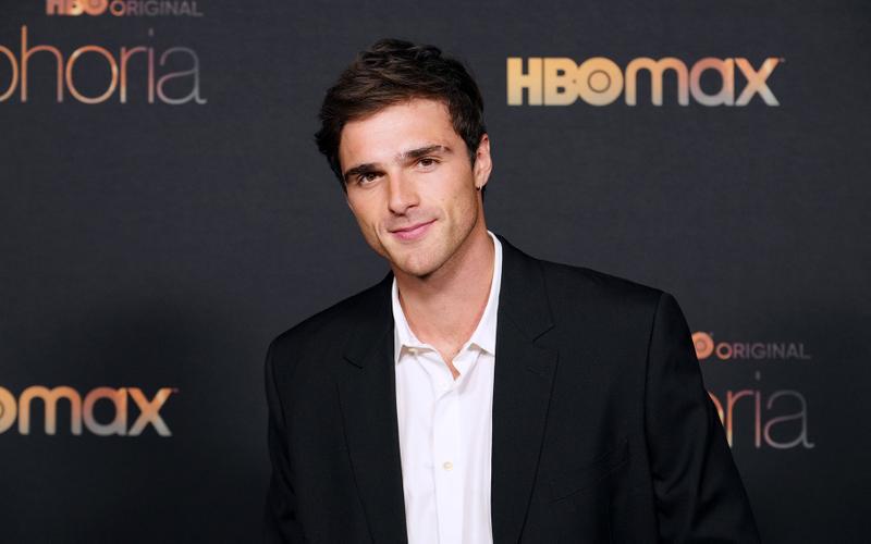 Красавец, абьюзер и убийца: 15 фильмов и сериалов с Джейкобом Элорди