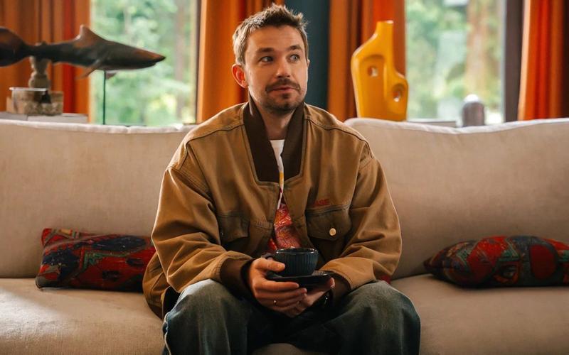 Кринжовая терапия: «Комментируй это» с Тихоном Жизневским, Александром Петровым и Юлией Хлыниной