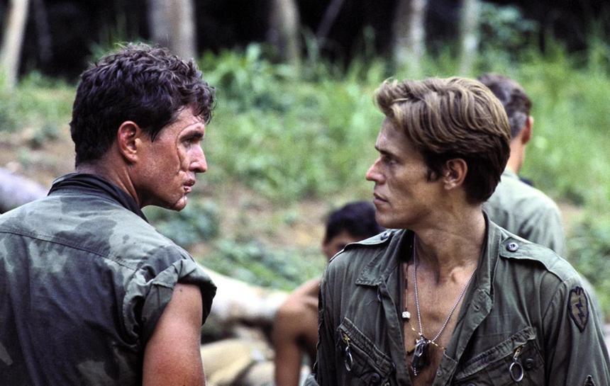 Кадр из фильма «Взвод»