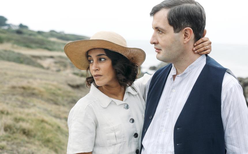 Дайджест новинок недели: Ромком про Жесть, документальный фильм о Джонни Деппе и байопик Майка Науменко