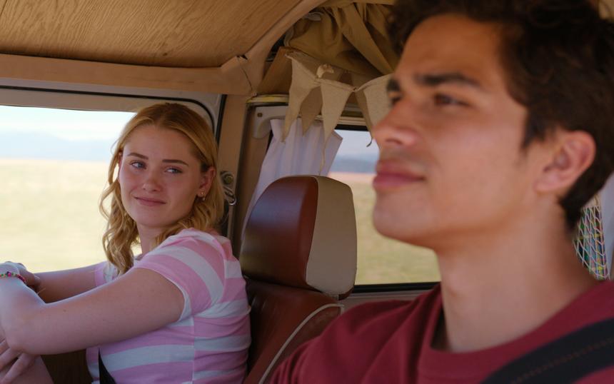 Индийские супергерои, французские романтики и чувствительные андроиды из Канады