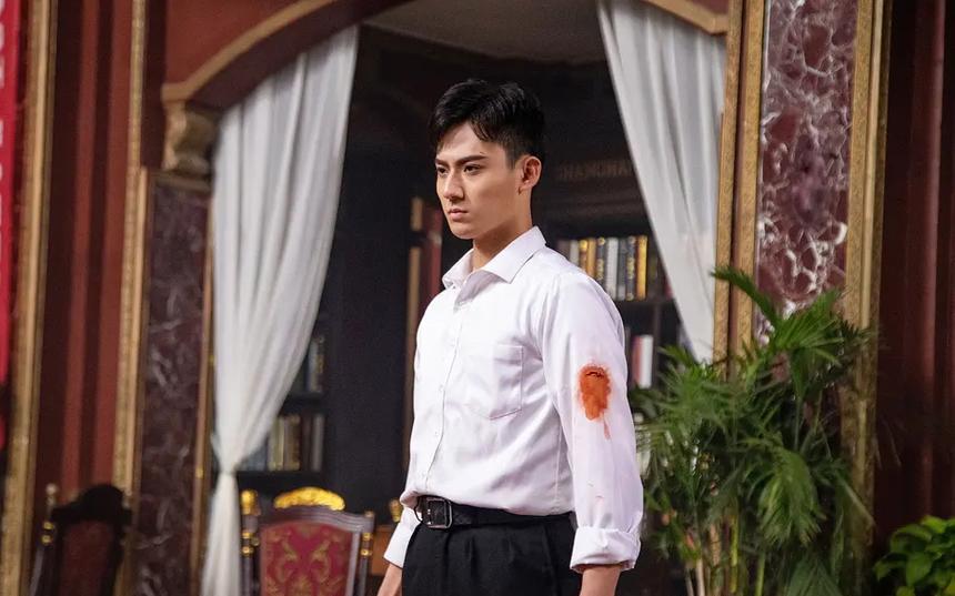 Дайджест новинок недели: Детки и папа в Альпах, крутые парни в футуристической пустыне