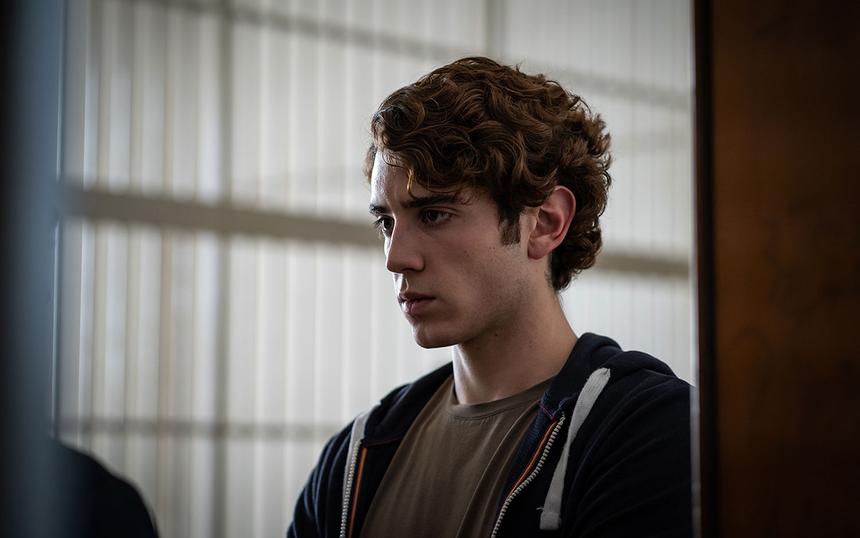 Дайджест новинок недели: Олеринская в экзистенциальном кризисе, Абрамовичи в нищете