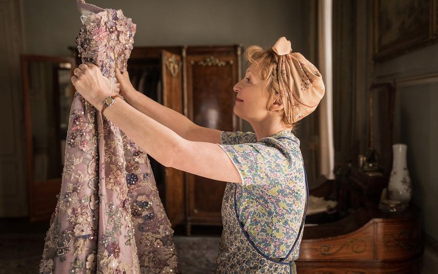 «Миссис Харрис едет в Париж»