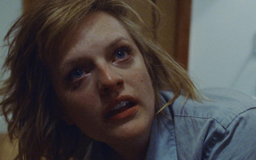 Кадр из фильма «Королева Земли»