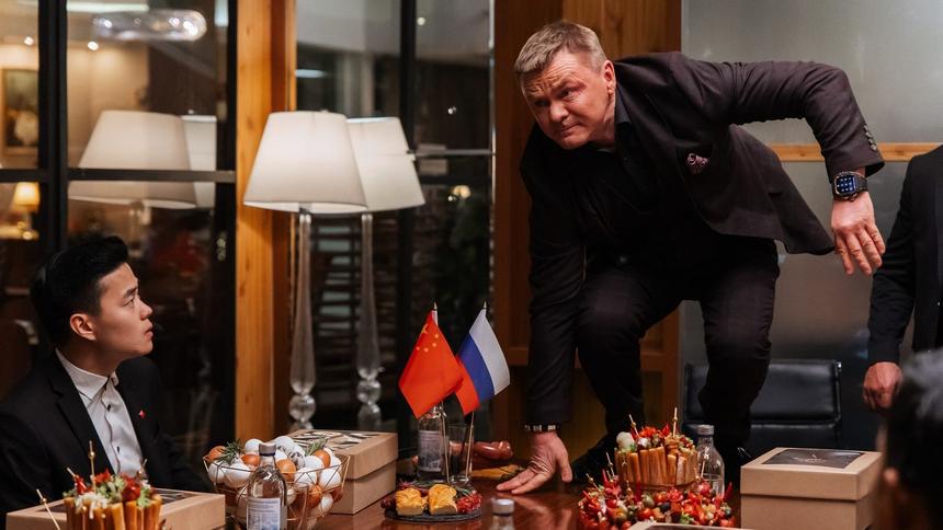 В Москве начались съемки комедии «Любовь по Фрейду» с Романом Курцыным