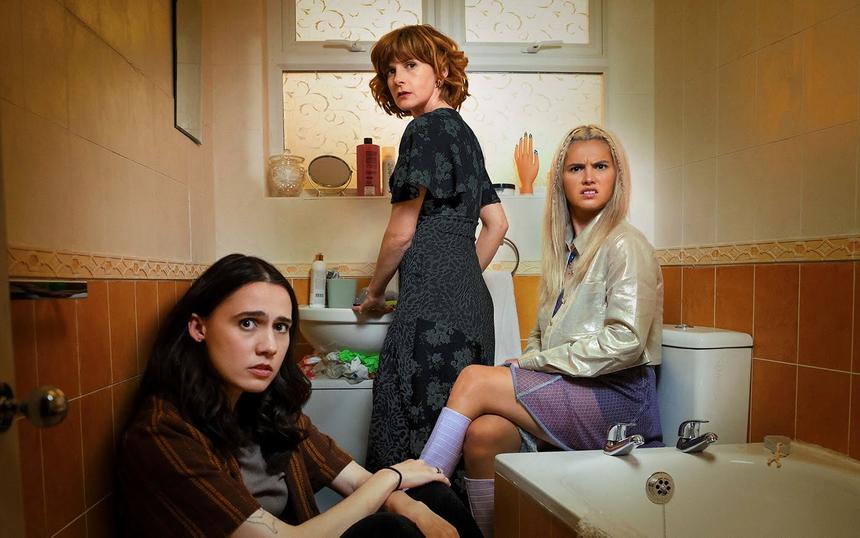 Кадр из сериала «Эти храбрые девочки»