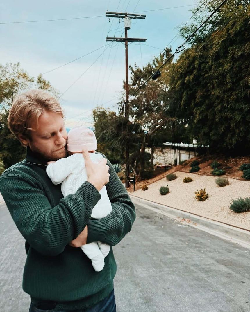 Актриса и режиссер Светлана Устинова впервые стала мамой