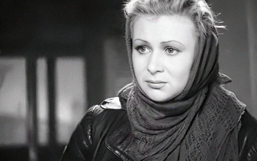 Валентина Серова