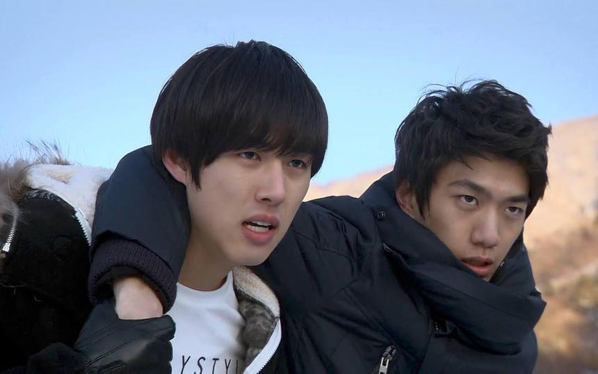 Кадр из сериала «Белое Рождество»