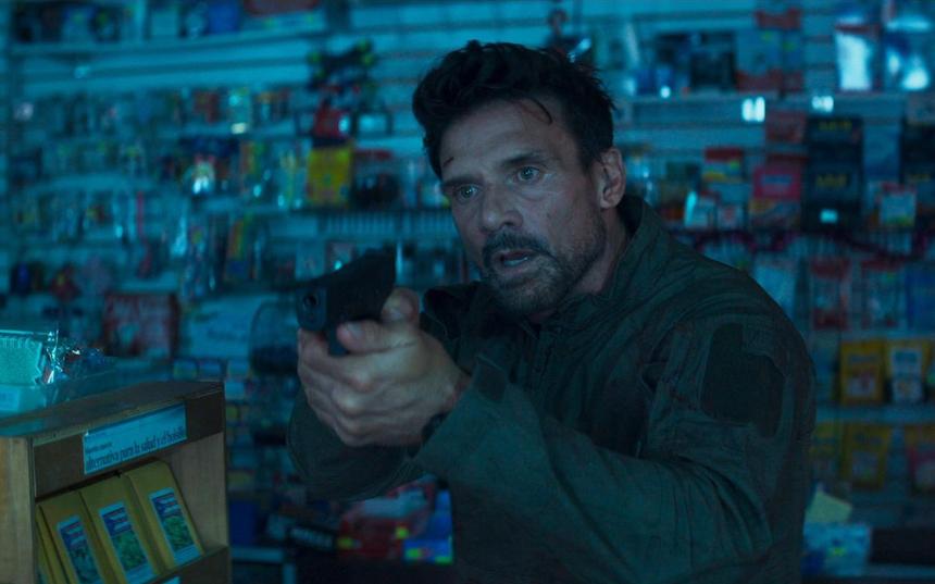 Кадр из фильма «Другой мир: Год волка»