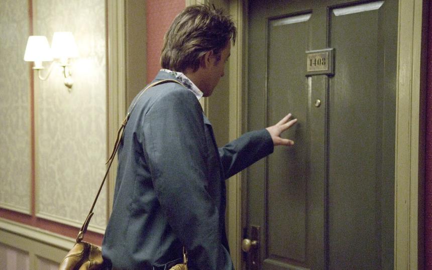 Список лучших ужастиков об отелях и гостиницах