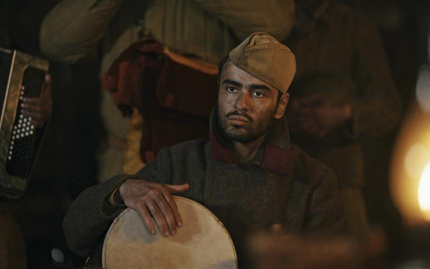 Кадр из фильма «Война и музыка»