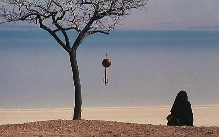 Кадр из фильма «Белые луга»