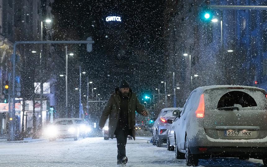 Кадр из фильма «Микаэла»