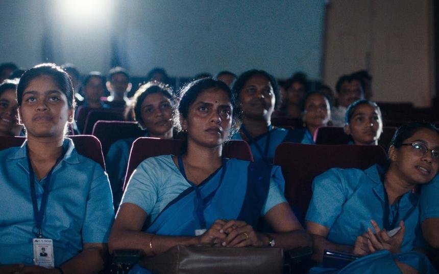 «Всё, что нам кажется светом»