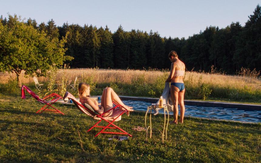 Кадр из фильма «Воробей в камине»