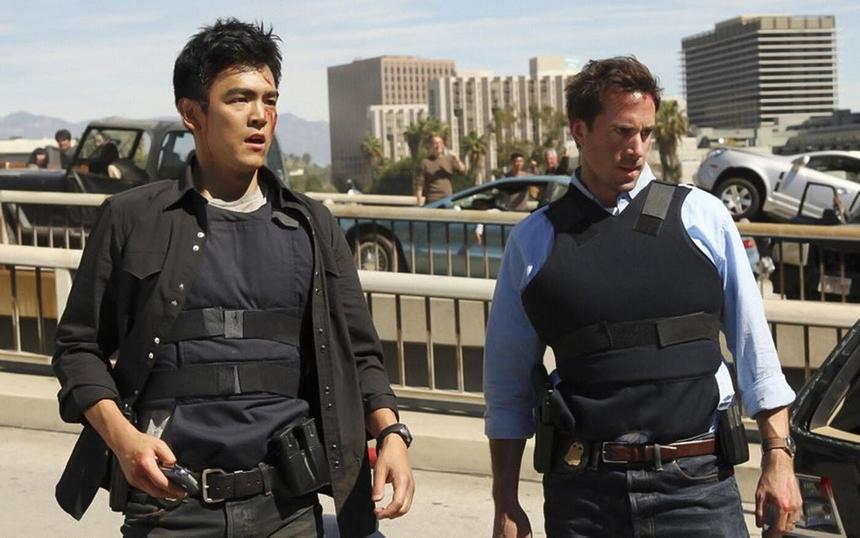 Подборка сериалов, похожих на «Сотню»