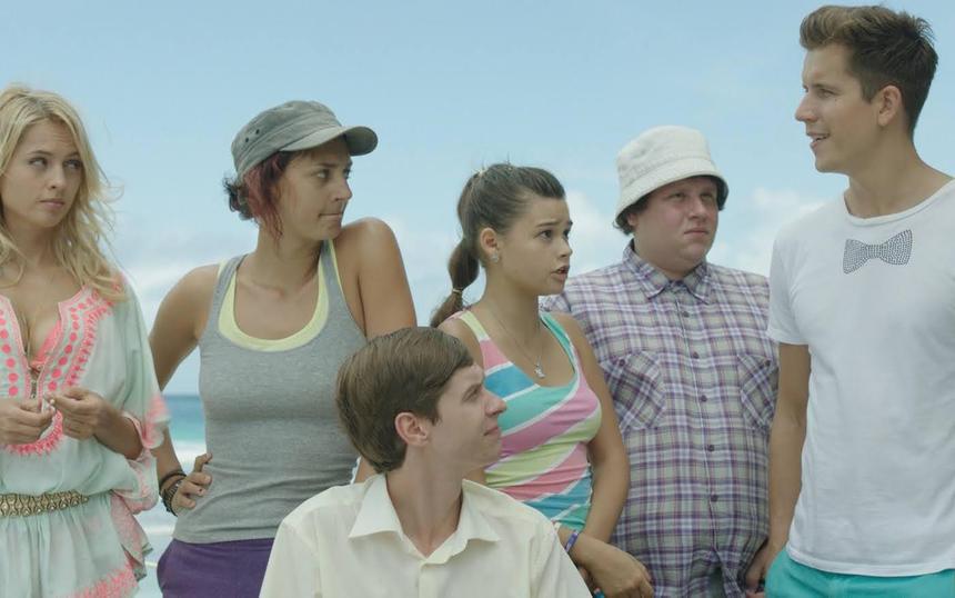 Кадр из сериала «Остров»