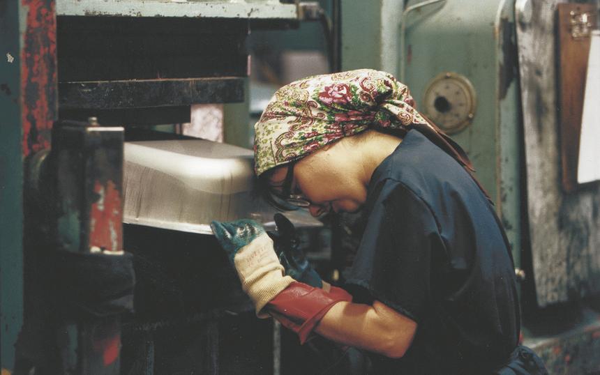 «Танцующая в темноте»