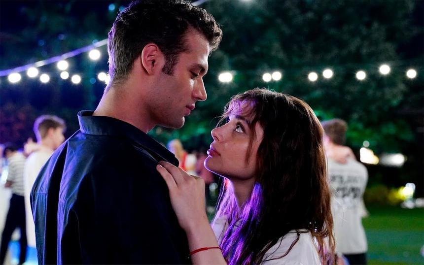 Список сериалов про элитные школы