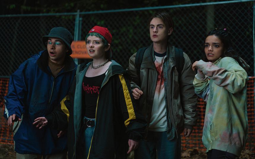 Список новых фильмов и сериалов о катастрофах и выживании