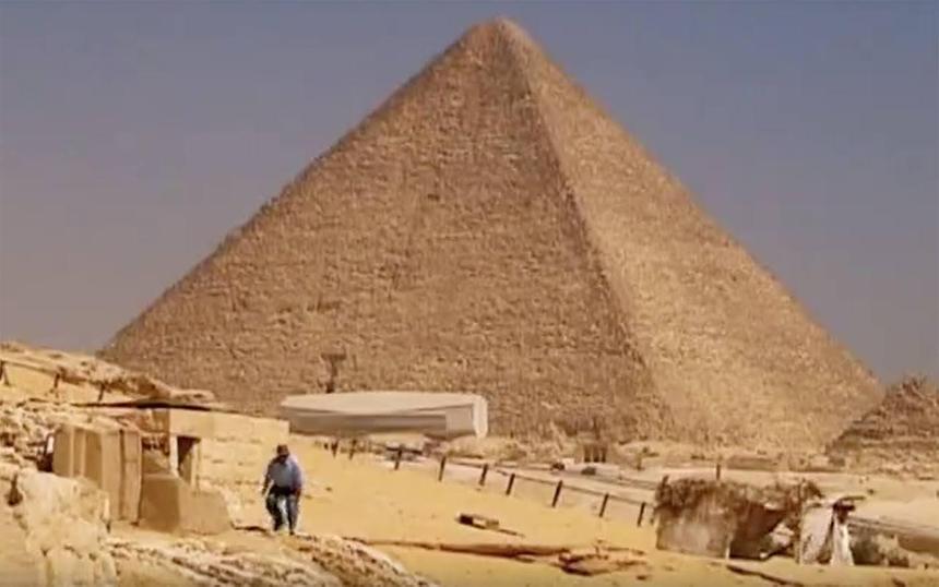 «Внутри Великой пирамиды»