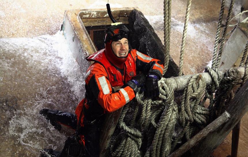 Кадр из фильма «Спасатель»