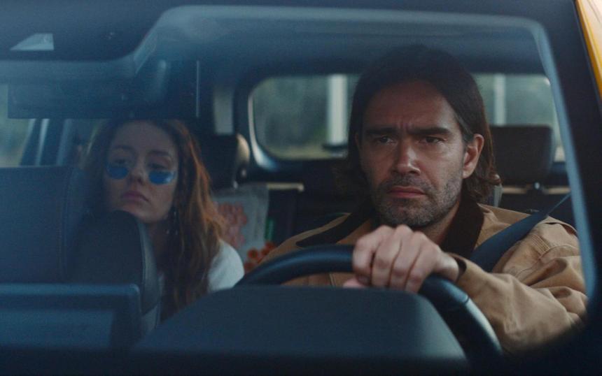 Список лучших фильмов-комедий 2025 года