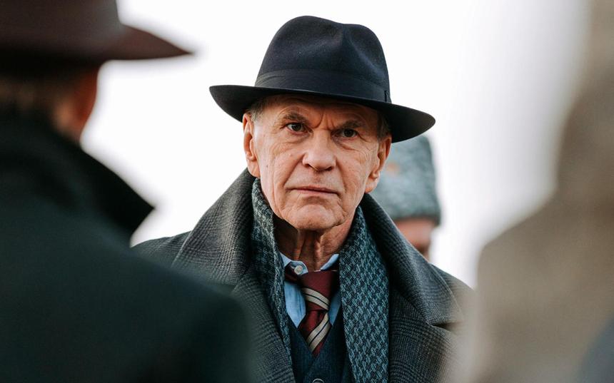 Кадр из сериала «Атом»