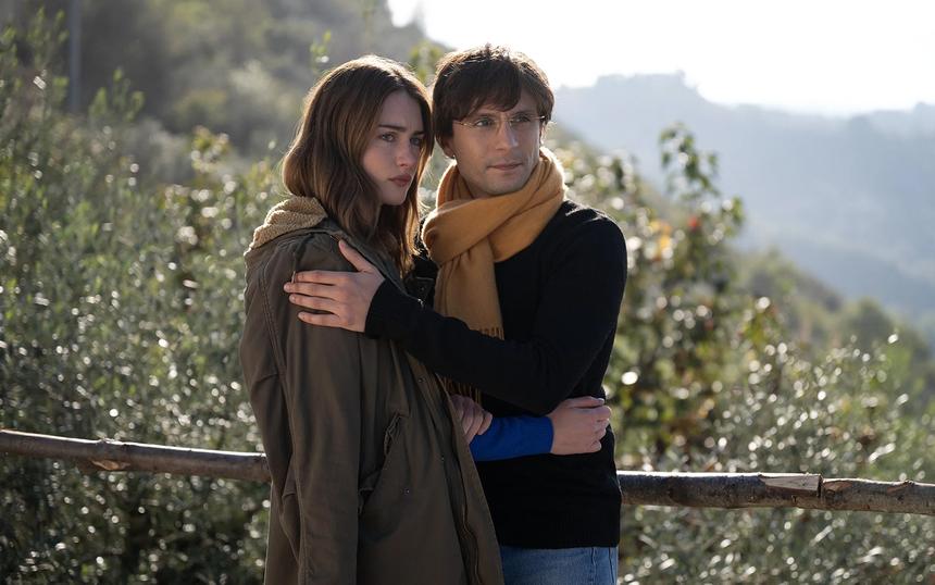 Рецензия на сериал «Запутанная история Аманды Нокс»