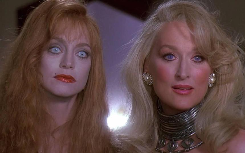 Кадр из фильма «Смерть ей к лицу»