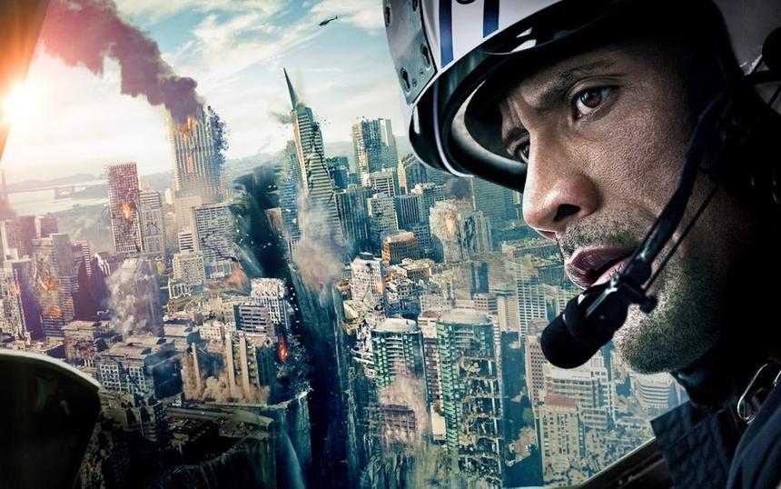 Роль: пилот Рэймонд Гейнс