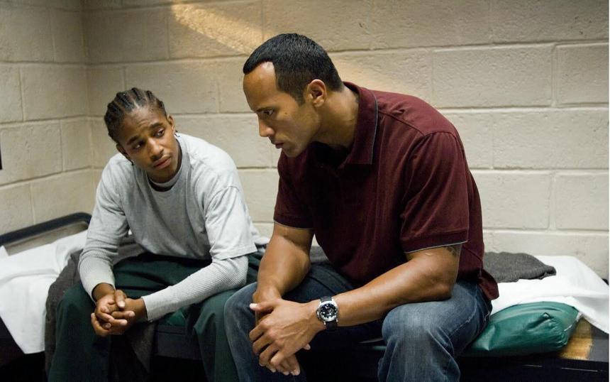 Роль: тюремный воспитатель Шон Портер