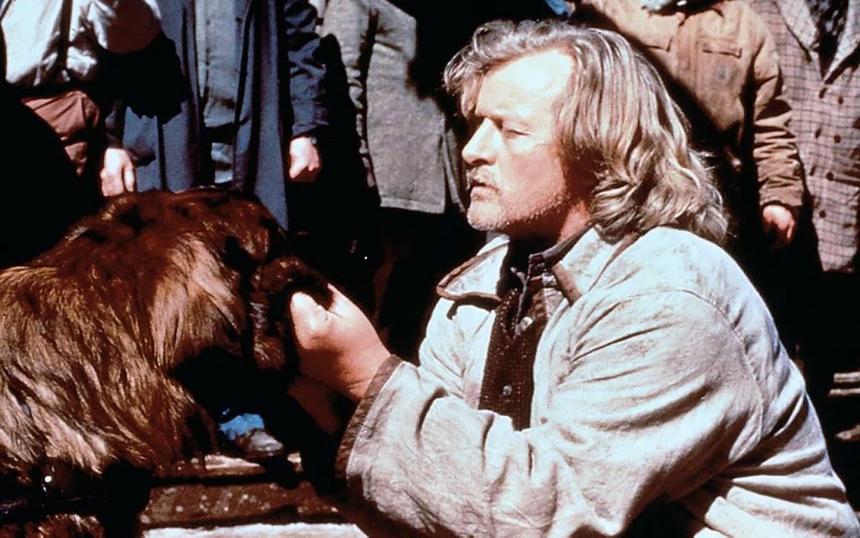 Кадр из фильма «Зов предков», 1997