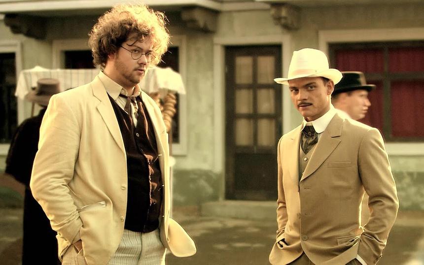 Лучшие фильмы и сериалы с Евгением Ткачуком