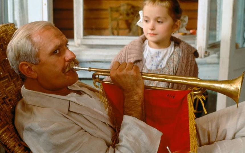 Кадр из фильма «Утомленные солнцем»