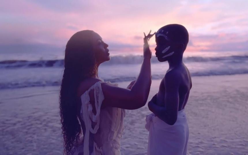 Фильм «Черный — король»