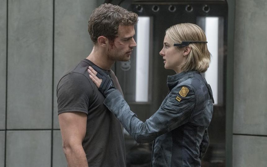 «Дивергент, глава 3: За стеной»