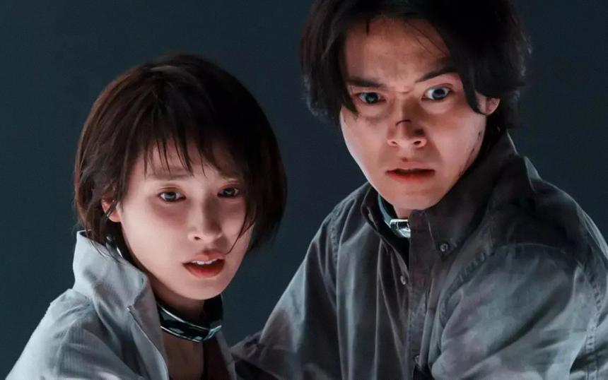 Рецензия на 3 сезона сериала «Алиса в Пограничье»